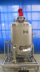 Sterile container, mixing tank