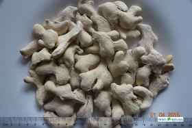 Ginger dried root peeled