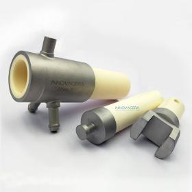 Three-pieces ceramic rotary valve piston metering pump