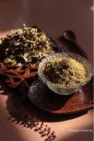 Organic Henna Leaves & Powder