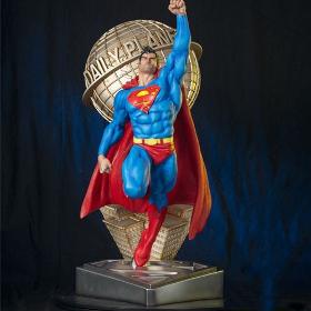 High Quality Superman Custom Resin Figure Cartoon Model Toy 