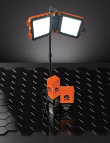 9700 LED Rechargeable Work Light with Tipod