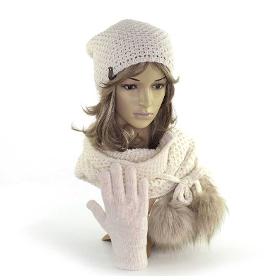 Women's autumn set: hat, scarf, gloves, ecru