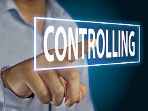  Controlling