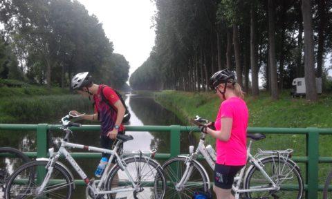 Culinary bike tour from Bruges to Damme