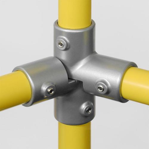 Universal tube connectors