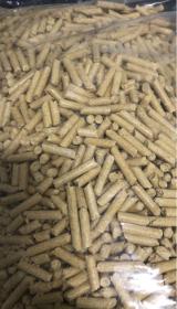 pine wood pellet  