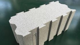 Building block reinforced thermal block